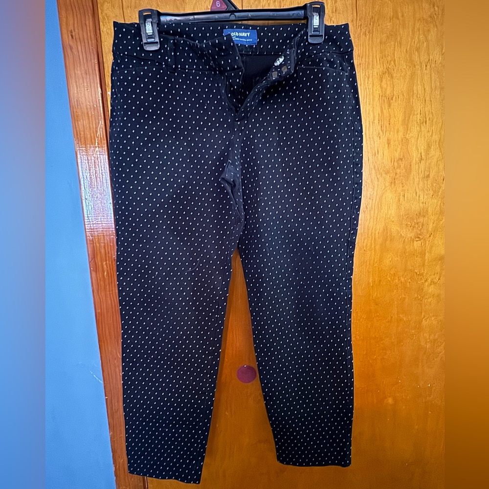 Old Navy Black and White Patterned Chinos